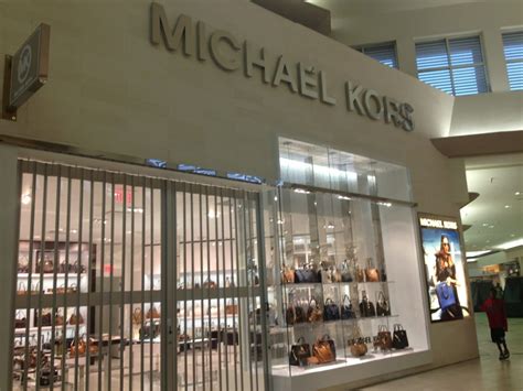 michael kors willowbrook mall.